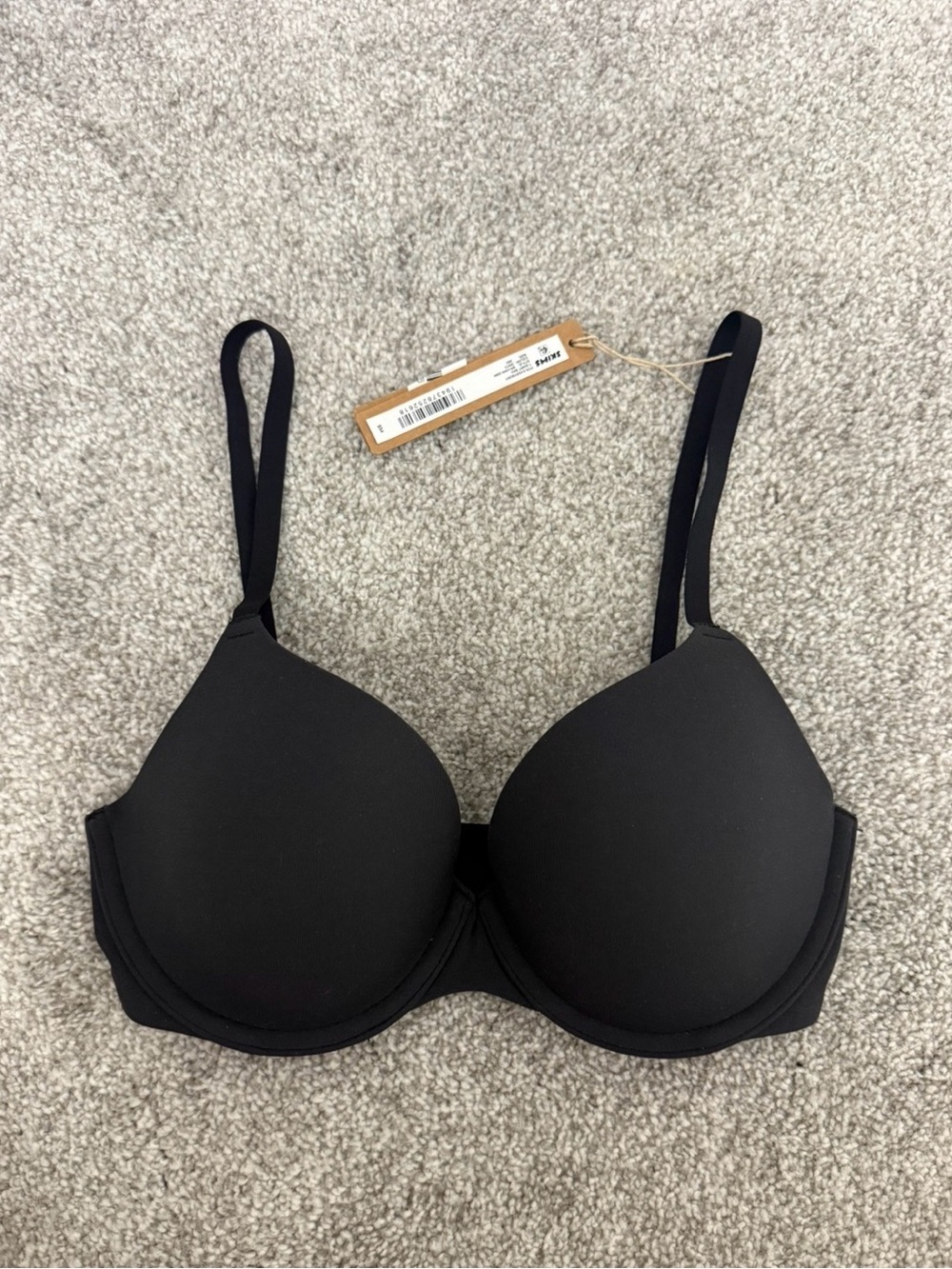 SKIMS Black Fits Everybody T-Shirt Bra Size 30D